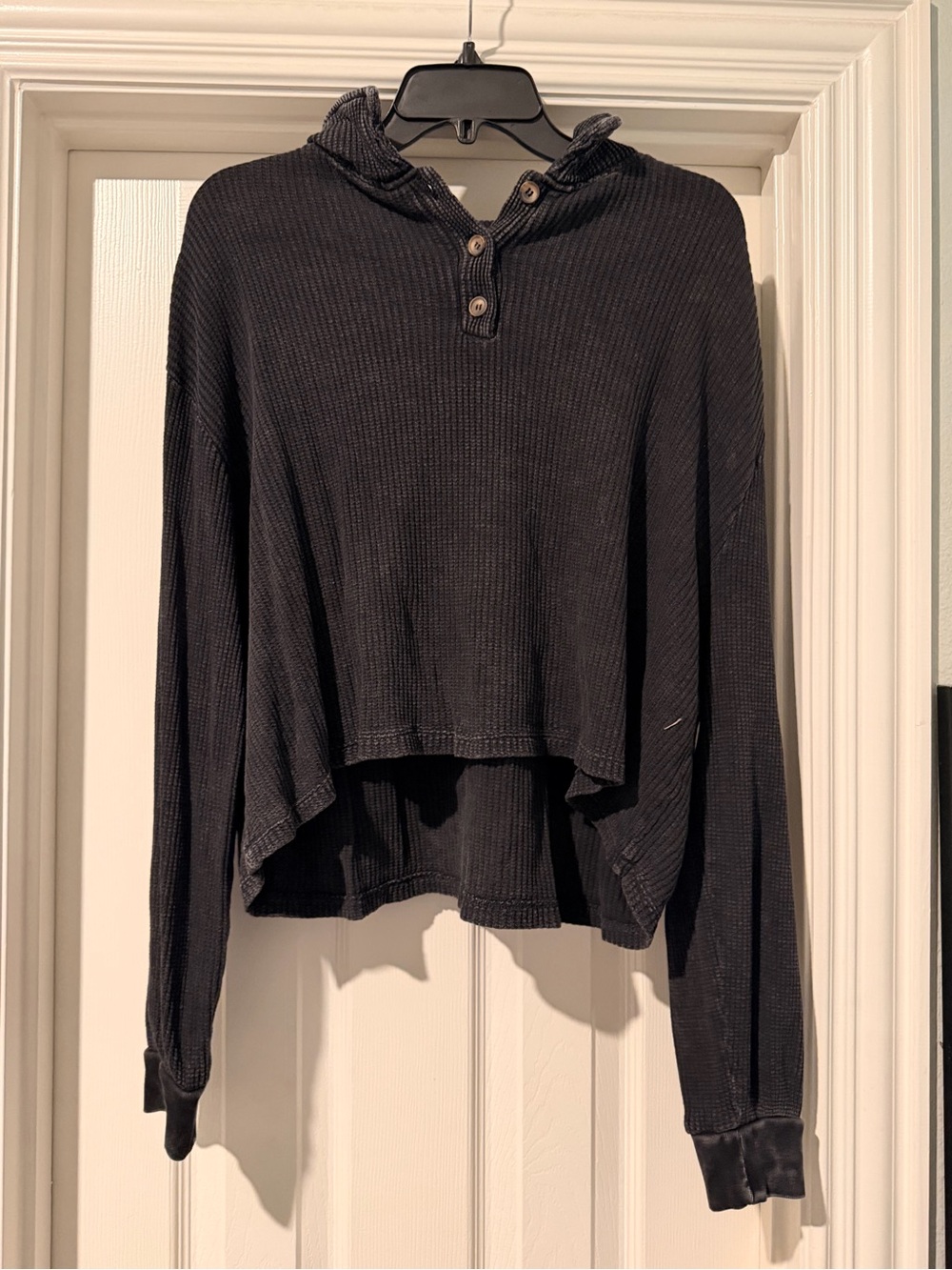 Double Zero Black Waffle-Knit Hooded Cropped Pullover